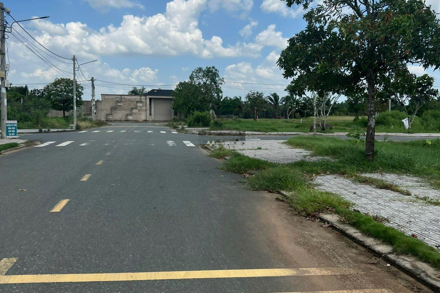 Bán đất diện tích thực dài 83m2 vị trí trung tâm Vĩnh Phú, Thuận An-01
