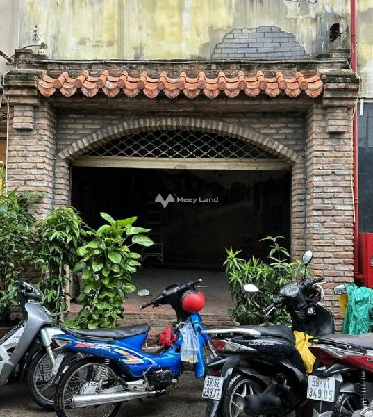 Tọa lạc ở Nguyễn Bỉnh Khiêm, Quận 1 cho thuê nhà thuê ngay với giá siêu khủng chỉ 170 triệu/tháng-01