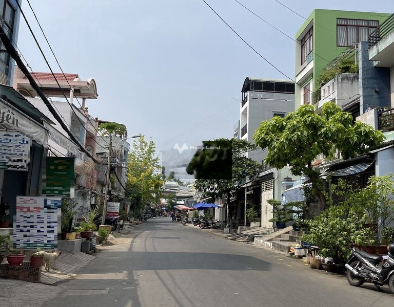 Giá chỉ 9.3 tỷ bán nhà có diện tích gồm 80m2 vị trí mặt tiền gần Hoàng Văn Hợp, An Lạc nhà này bao gồm 4 phòng ngủ, 5 WC cảm ơn đã xem tin.-01