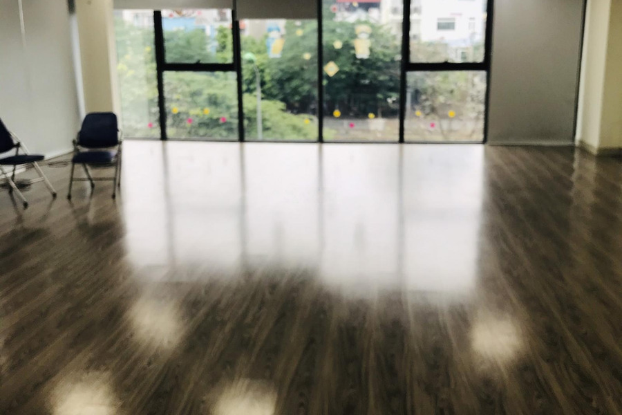 Cho thuê sàn văn phòng Khương Đình - Kim Giang, diện tích mỗi tầng 90 m2 để thông, view kính thoáng -01