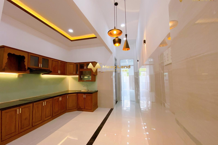 Diện tích khoảng 100 m2 bán nhà vị trí thuận lợi nằm tại Vĩnh Trung, Khánh Hòa tổng quan căn nhà này gồm 3 PN vui lòng liên hệ để xem trực tiếp-01