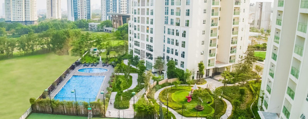 Nằm ở Phạm Văn Đồng, Hà Nội bán chung cư giá bán hữu nghị chỉ 5.2 tỷ, hướng Đông - Bắc, ngôi căn hộ bao gồm có 3 phòng ngủ, 2 WC nhà view bao đẹp-02
