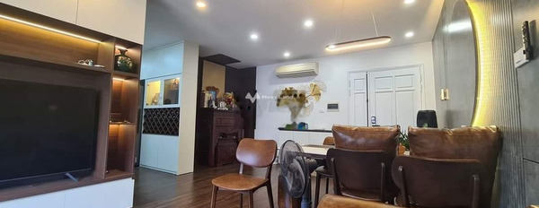 Bán căn hộ chung cư giá 4,8 tỷ, diện tích 170m2, tại Mộ Lao, Hà Đông-03