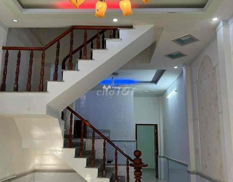 Nhà 3 PN, cho thuê nhà, thuê ngay với giá cực sốc từ 6 triệu/tháng diện tích tiêu chuẩn 75m2 vị trí mặt tiền ngay ở Nguyễn Thị Minh Khai, Dĩ An-01