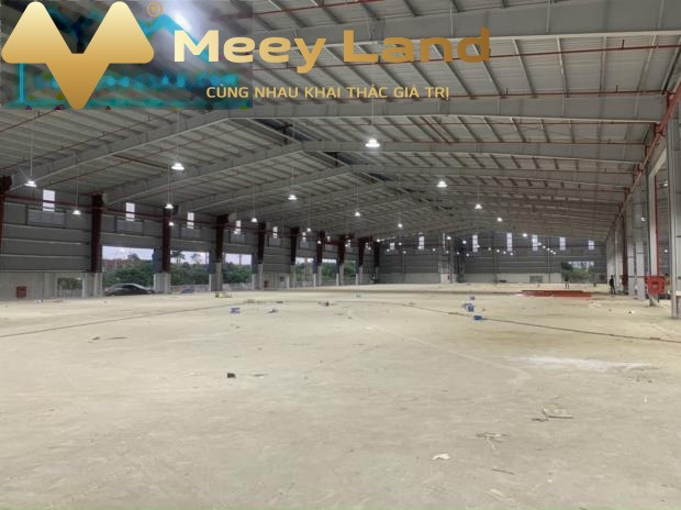 Cho thuê kho bãi diện tích tổng là 1000m2, vị trí đặt tọa lạc ngay tại Đường Châu Văn Liêm, Phường Mỹ Đình 1