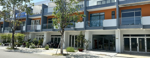 Bán nhà bán ngay với giá khuyến mãi 3.8 tỷ có diện tích 100m2 Phía trong Võ Nguyên Giáp, Khánh Hòa-03