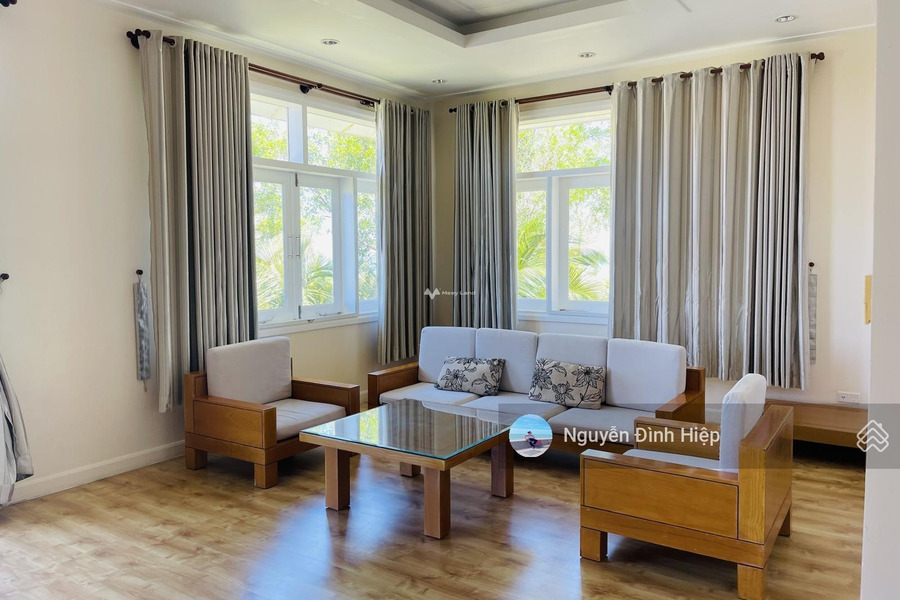 3 phòng ngủ, bán biệt thự có diện tích trung bình 400m2 bán ngay với giá khởi điểm từ 13.5 tỷ vị trí đẹp nằm ở Nguyễn Đình Chiểu, Phú Hài-01