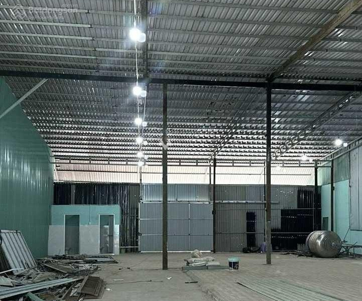 Vị trí nằm ở Quận 4, Hồ Chí Minh cho thuê kho bãi 510m2 thuê ngay với giá cực mềm 43 triệu/tháng thuận tiện đi lại-01