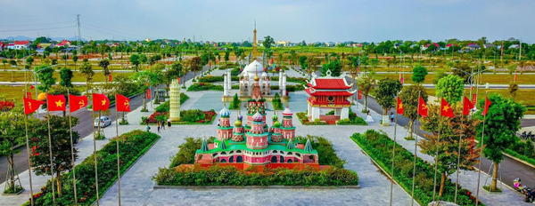Khoảng từ 2.4 tỷ bán đất có diện tích trung bình 100m2 vị trí đẹp nằm trên Phạm Văn Đồng, Phổ Yên, hướng Đông - Nam-03