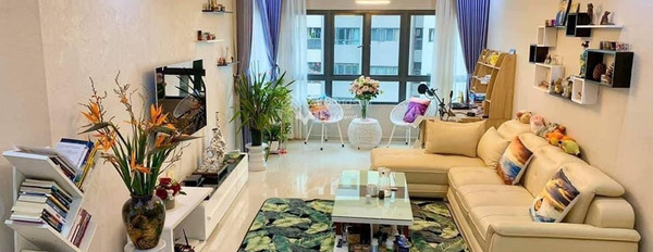 Diện tích 123m2, bán chung cư trong Nguyễn Văn Lộc, Hà Đông, hướng Tây - Bắc, căn hộ gồm có tất cả 3 PN, 2 WC vị trí siêu đẹp-02