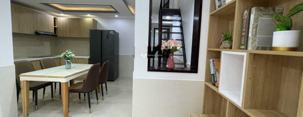 Tổng quan nhà gồm có 2 phòng ngủ bán nhà bán ngay với giá từ 2.65 tỷ có diện tích rộng 70m2 vị trí thuận lợi tọa lạc gần Hùng Vương, Thanh Khê-02