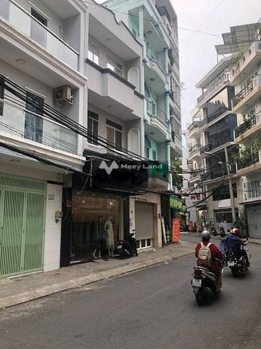 Ngôi nhà gồm 3 PN bán nhà bán ngay với giá khuyến mãi chỉ 13 tỷ có diện tích gồm 41.5m2 Phía trong Phú Nhuận, Hồ Chí Minh-01