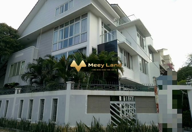 Cho thuê biệt thự gần Phường Tân Phong, Quận 7 giá thỏa thuận 30 triệu/tháng diện tích thực như trên hình 126 m2, trong nhà này có 3 phòng ngủ