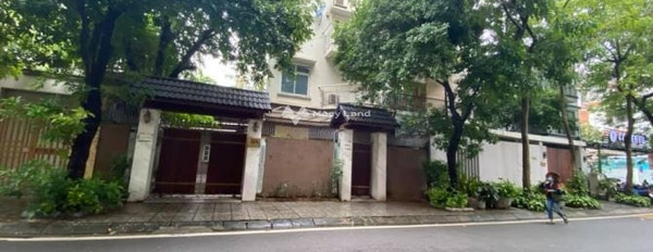 Bán biệt thự nằm ngay bên trong Mễ Trì, Hà Nội bán ngay với giá hạt dẻ 39.8 tỷ diện tích tổng là 200m2, tổng quan bên trong nhà có 5 PN-02