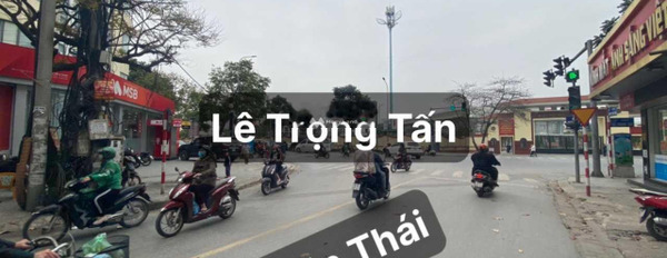 Bán nhà mặt tiền tọa lạc ngay Thanh Xuân, Hà Nội bán ngay với giá êm chỉ 20 tỷ diện tích gồm 75m2 ngôi nhà bao gồm 2 PN-02