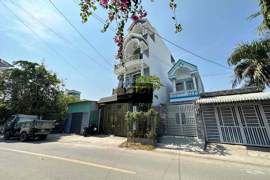 Nhà có 5 phòng ngủ bán nhà ở có diện tích rộng 90m2 bán ngay với giá chỉ 6.99 tỷ vị trí đẹp ngay ở Nguyễn Ảnh Thủ, Tân Chánh Hiệp, hướng Bắc-01
