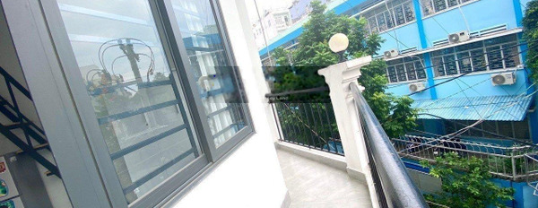 Vị trí đặt tọa lạc tại Phường 13, Hồ Chí Minh cho thuê phòng trọ có diện tích chuẩn 30m2, căn này gồm 1 phòng ngủ, 1 WC thuận tiện di chuyển-03