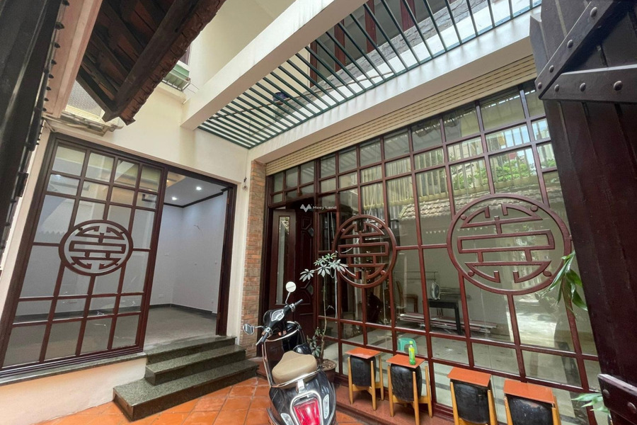 Cho thuê nhà giá 30 triệu/tháng, diện tích 77m2 vị trí thuận lợi tọa lạc ở Vạn Bảo, Ba Đình-01