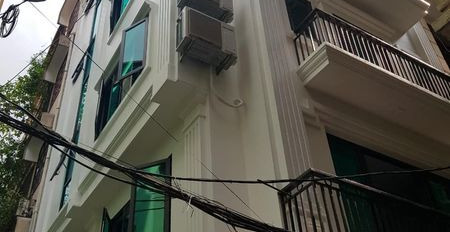 Mặt phố Khúc Thừa Dụ, thang máy, lô góc, mặt tiền 7,5m, 6 tầng, giá 15,5 tỷ-02