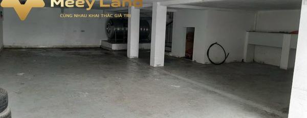 Xoay vốn cho thuê biệt thự ở Lương Thế Vinh, Hà Nội vào ở ngay giá hữu nghị từ 40 triệu/tháng có một dt là 115 m2, trong căn này thì gồm 6 phòng ngủ, ...-03