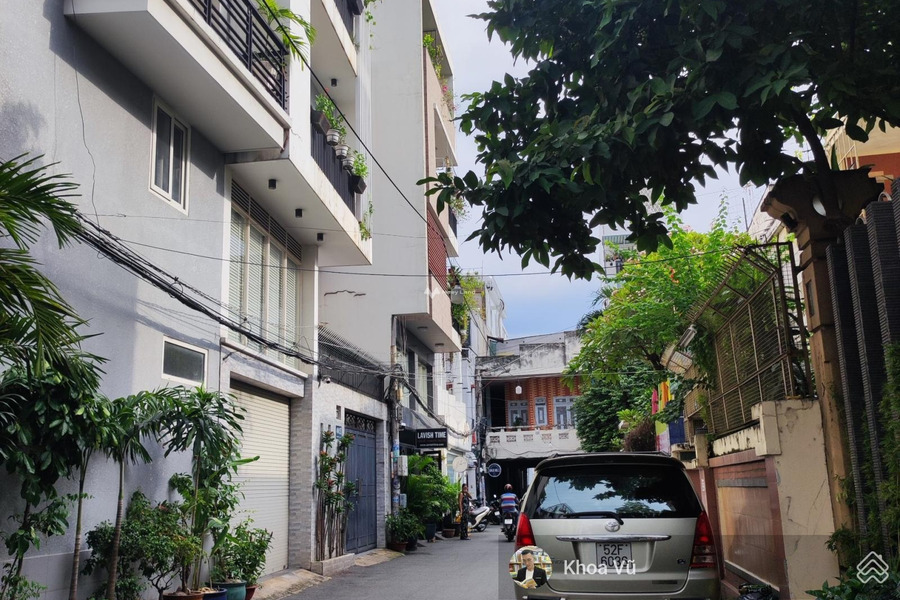 Bán nhà bán ngay với giá cực tốt chỉ 13 tỷ có diện tích gồm 70m2 vị trí tại Quận 3, Hồ Chí Minh-01