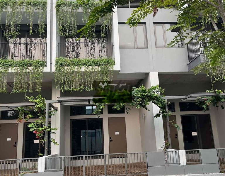 Nhà 4 phòng ngủ bán nhà ở có diện tích chính 100m2 bán ngay với giá rẻ 6 tỷ vị trí đặt ngay trên Tân Phước Khánh, Bình Dương-01