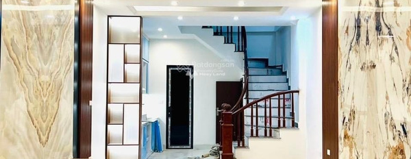 Hướng Tây - Bắc, bán nhà diện tích rộng 58m2 vị trí đẹp ở Bồ Đề, Long Biên bán ngay với giá hấp dẫn từ 6.2 tỷ trong nhà có tổng 6 phòng ngủ, 4 WC-02