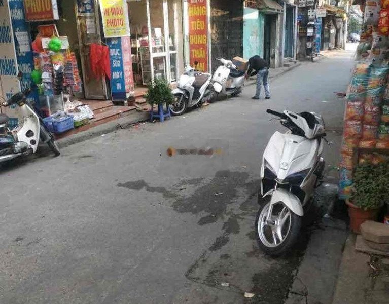 Bán nhà mặt phố Giáp Bát quận Hoàng Mai Kinh Doanh ô tô tránh -01