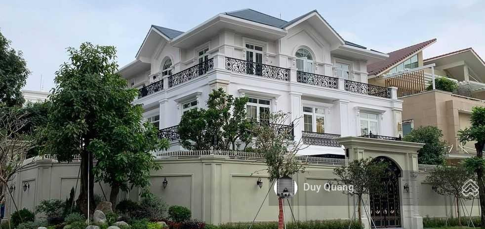 Biệt thự VIP khu Compound Nguyễn Văn Hưởng, 23x33m, 2 lầu, sân vườn, hồ bơi, giá bán 90 tỷ 