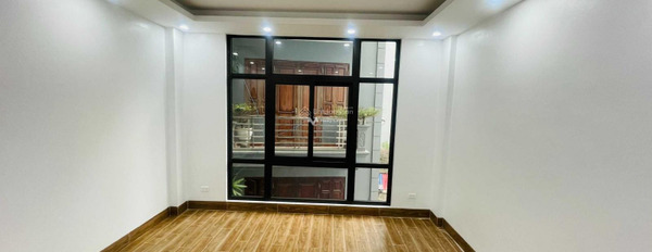 Tọa lạc trên Xuân La, Hà Nội bán nhà bán ngay với giá đàm phán chỉ 12 tỷ diện tích chuẩn 64m2 tổng quan gồm có tất cả 8 phòng ngủ vào ở ngay-02