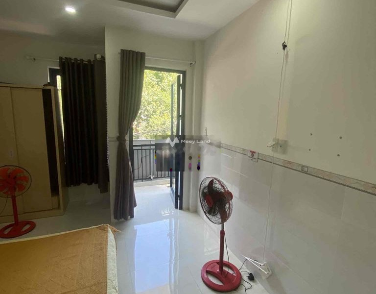 Vĩnh Hòa, Khánh Hòa, cho thuê chung cư thuê ngay với giá giao lưu 3 triệu/tháng, hướng Tây Nam, trong căn hộ gồm có 1 PN, 1 WC giá rẻ bất ngờ-01