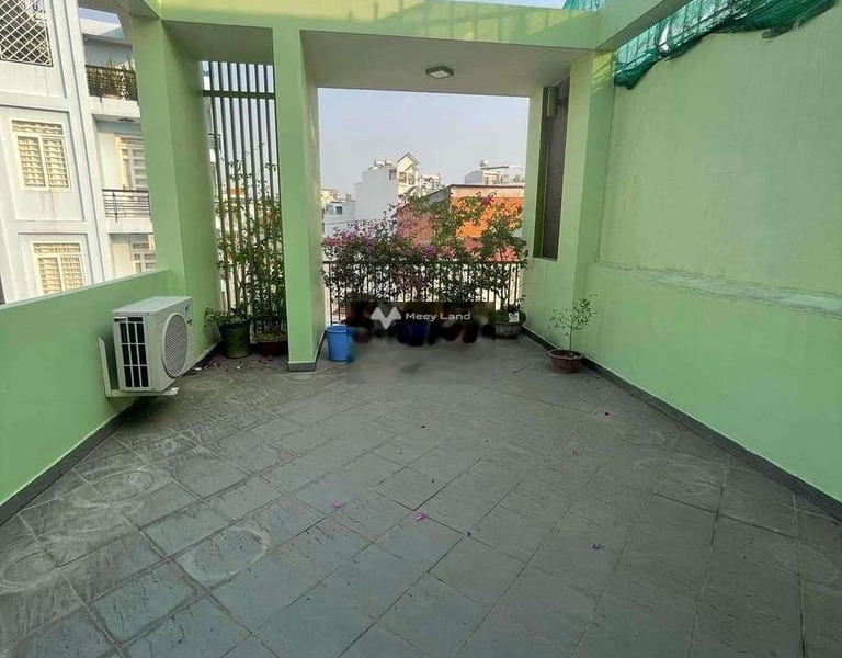 Có diện tích gồm 100m2 bán nhà vị trí mặt tiền gần Phường 15, Hồ Chí Minh tổng quan nhà này có 3 phòng ngủ 4 WC chính chủ đăng tin-01