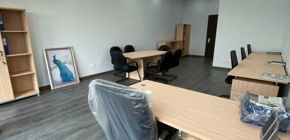 VP Office Quận 2 cho thuê, DT 40m2 full nội thất giá rẻ, thích hợp công ty 3 - 5 NV 