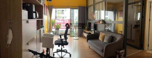 Nằm ở Phú Hữu, Quận 9 bán chung cư bán ngay với giá tốt nhất 2 tỷ, trong căn hộ này gồm có 1 phòng ngủ, 1 WC vị trí siêu đẹp-02