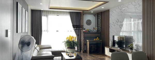 Căn hộ nhìn chung có tổng 3 phòng ngủ, cho thuê căn hộ vị trí đẹp tọa lạc ngay tại Dịch Vọng, Cầu Giấy, 2 WC thuận tiện di chuyển-03