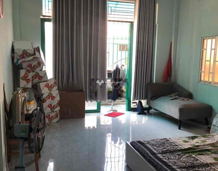 Diện tích rộng 80m2, cho thuê nhà ở vị trí thuận lợi tại Phường 8, Hồ Chí Minh, nhà có 2 PN, 2 WC nhà bao mới-01