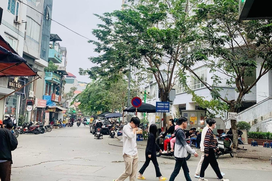Vị trí mặt tiền nằm ngay Nguyễn Phúc Lai, Đống Đa bán nhà bán ngay với giá siêu tốt chỉ 25.9 tỷ căn nhà gồm 5 PN 7 WC-01
