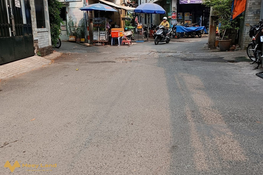 Bán nhà hẻm xe hơi đường Phạm Văn Đồng, Quận Gò Vấp-01