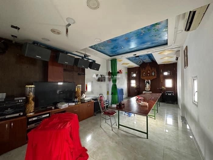 Nhà gồm 3 phòng ngủ bán nhà ở diện tích gồm 120m2 bán ngay với giá cơ bản 9.2 tỷ mặt tiền nằm ngay ở Nguyễn Ảnh Thủ, Hồ Chí Minh-01