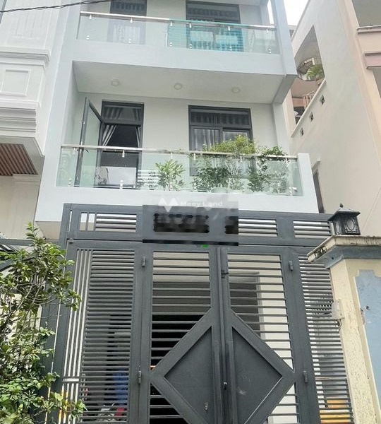 Vị trí thuận lợi nằm ở Đoàn Thị Điểm, Phú Nhuận cho thuê nhà giá thuê cực kì tốt 25 triệu/tháng, trong ngôi nhà này 5 PN, 4 WC-01