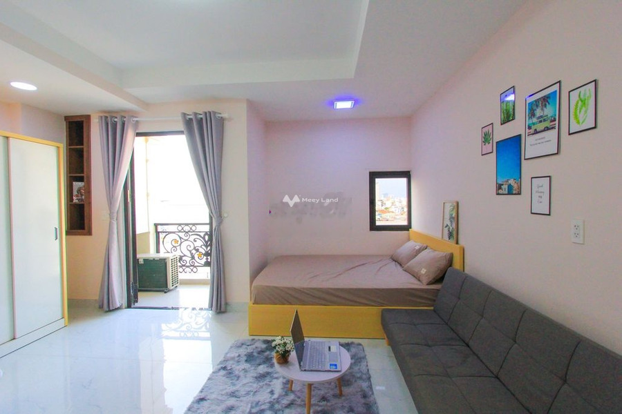 Tổng quan căn hộ này thì có 1 phòng ngủ, cho thuê căn hộ vị trí mặt tiền tọa lạc ngay Quận 7, Hồ Chí Minh, 1 WC hẻm rộng-01