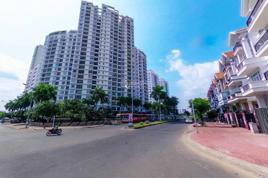Cho thuê nhà ở có diện tích sàn 150m2 thuê ngay với giá mua liền từ 70 triệu/tháng vị trí đẹp nằm tại Đường D1, Tân Hưng-01