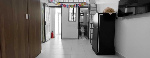 Căn gác cao siêu rộng mới - có máy giặt riêng - đầy đủ nội thất - ngay CV Lê Thị Riêng - Quận 10 -03