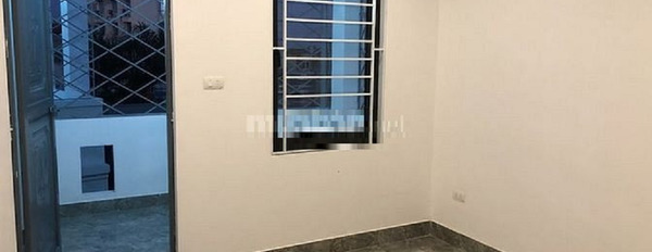 Cho thuê biệt thự Đội cấn 210m2 x 3,5 tầng làm phòng khám, trường học, văn phòng-03