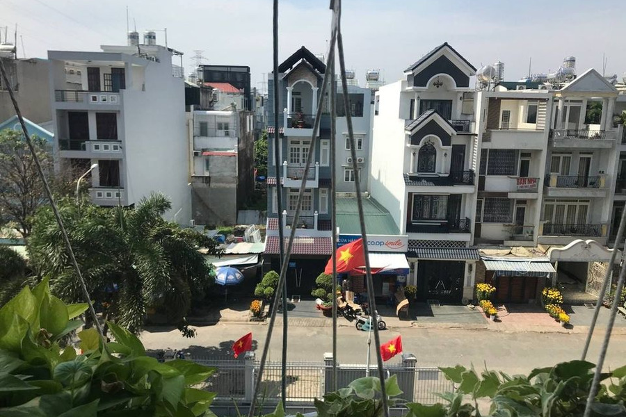 Bán căn hộ chung cư quận 12 thành phố Hồ Chí Minh, giá 2,45 tỷ-01