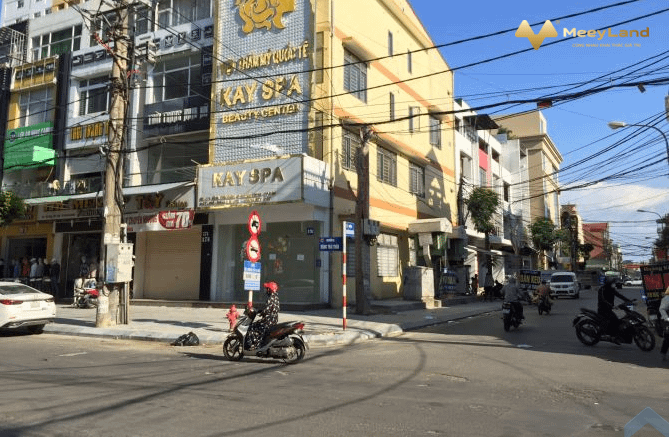 Cho thuê nhà 4 tầng mặt đường Đặng Thái Thân, phường Quang Trung, Vinh, Nghệ An