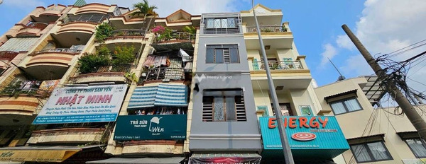 Bán nhà ở Quận 3, Hồ Chí Minh bán ngay với giá siêu rẻ từ 4.7 tỷ diện tích chuẩn 12m2 tổng quan nhà này có tổng 3 phòng ngủ-02