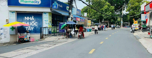 Bán nhà góc 2 MT đường 385 phường TNP A - doanh thu 70tr/ tháng - 190m2 ngay ĐH Tài chính Marketing -03