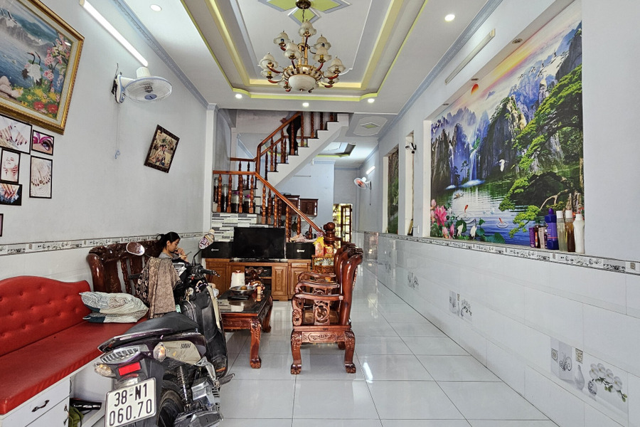 2,62 tỷ/120m2 - Nhà siêu rẻ, khu dân cư mặt tiền DT 743, ngay chợ 100m, khu dân cư an ninh - Kinh doanh sầm uất-01