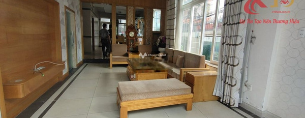 Nhà có 6 phòng ngủ bán nhà giá bán đặc biệt chỉ 12.5 tỷ diện tích gồm 200m2 trong Đồng Khởi, Biên Hòa-02